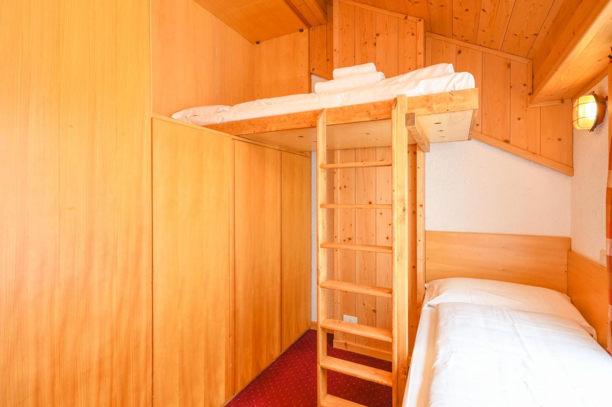 Bepy Hotel Garni Giustino Phòng bức ảnh
