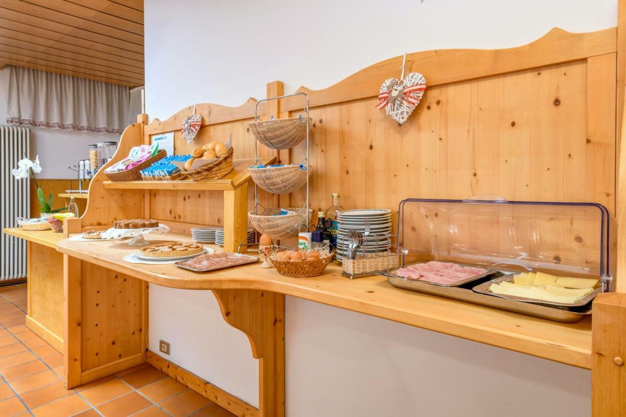 Bepy Hotel Garni Giustino Ngoại thất bức ảnh